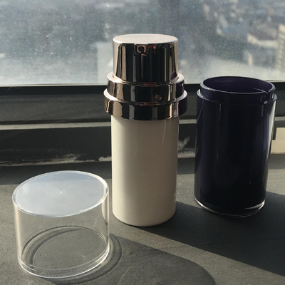 Imballaggio cosmetico per la cura della pelle 30 ml Bottiglia senza aria ricambiabile da 50 ml con serigrafia