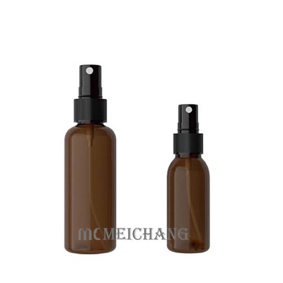 Bottiglia PET cosmetica per lozioni nella produzione industriale