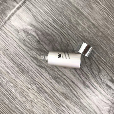 Imballaggio per la cura della pelle Bottiglia d'acqua in PET da 15 ml con scarico di 0,25 ml e campione gratuito