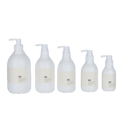 Stampa a schermo 100ML 200ML 250ML 300ML 500ML Bottiglia di shampoo in PE rotondo di plastica Bottiglia per lavaggio a mano